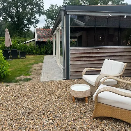 Chalé Houten Nabij Beekse Bergen
