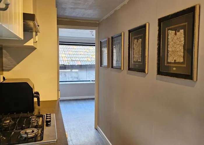 Chalet Houten Nabij Beekse Bergen *